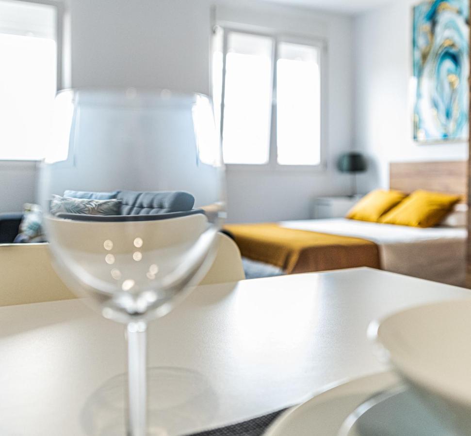 Acogedor Estudio A Metros De La Playa, Con Zonas Comunes Y Terraza 3B Valencia Buitenkant foto